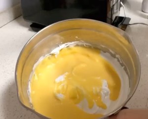 原味蛋糕卷（视频细节详解）的做法 步骤8