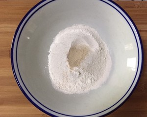 粉粉的棉花糖馒头的做法 步骤2