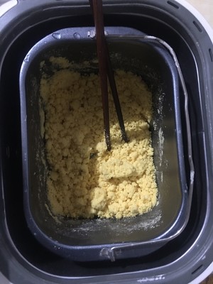 超级香的玉米小圆饼的做法 步骤1