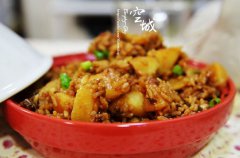 土豆焖饭（电饭锅版）