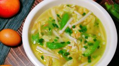 鲜菇丝瓜汤