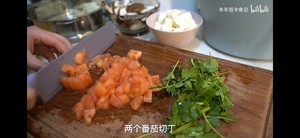 番茄菌菇豆腐羹的做法 步骤3