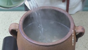 湖北特色汤 | 莲藕排骨汤的做法 步骤11
