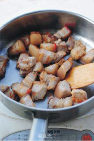 【萝卜红烧肉】冬日里温暖质朴的美味的做法步骤:5