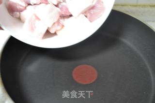 上海本帮红烧肉的做法步骤：3