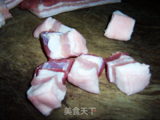 肥而不腻的毛氏红烧肉的做法步骤:1