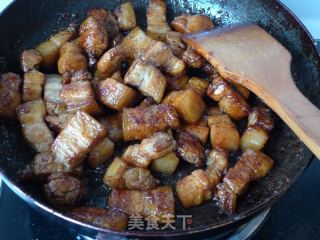 土豆红烧肉----就馋这一口的做法步骤：8